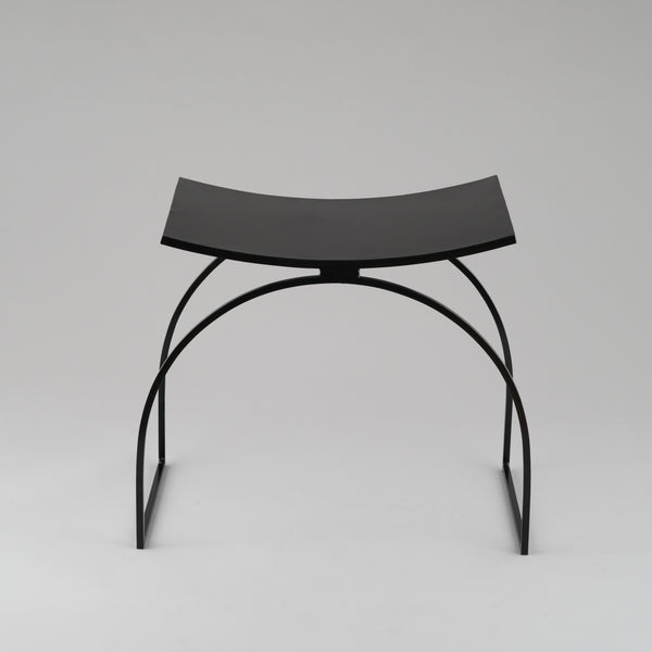 Curvy Top Iron Stool